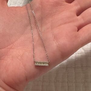 Elegant Silver Necklace with Crystal Accents